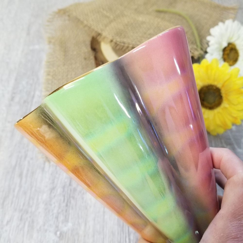 🎉HP🎉Stunning Italian rainbow luster glaze vase🌟 - Picture 2 of 16